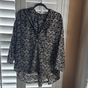 Chic Black and White Patterned Women's Blouse ZOA XS